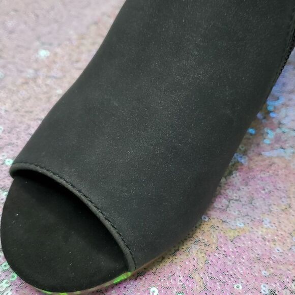 Bare Traps Reining Size 6 M - Picture 8 of 14